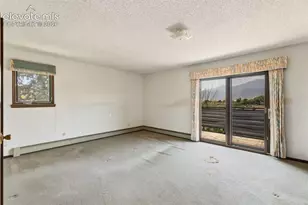 2260 Mesa Rd, Colorado Springs, CO 80904 - Photo 15