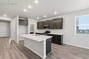 5162 Roundhouse Dr, Colorado Springs, CO 80925 - Photo 7