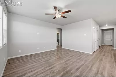5162 Roundhouse Drive, Colorado Springs, CO 80925 - Photo 3
