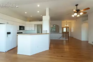6151 Treeledge Dr, Colorado Springs, CO 80918 - Photo 11