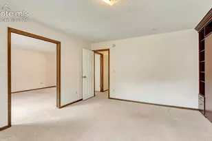1118 Fontmore Rd, Colorado Springs, CO 80904 - Photo 27