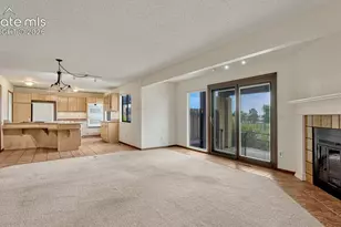 1118 Fontmore Rd, Colorado Springs, CO 80904 - Photo 7