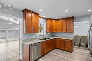 1112 Auburn Dr, Colorado Springs, CO 80909 - Photo 7