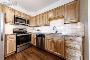 411 Lakewood Circle, Colorado Springs, CO 80910 - Photo 5
