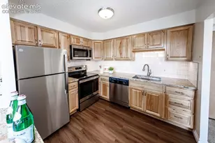 411 Lakewood Circle, Colorado Springs, CO 80910 - Photo 15