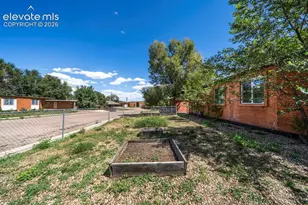 369 S Greensboro St, Colorado Springs, CO 80906 - Photo 3
