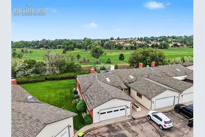538 Lakewood Circle, Colorado Springs, CO 80910 - Photo 3