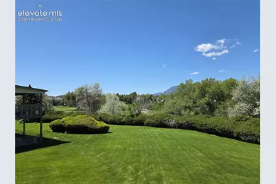 538 Lakewood Circle, Colorado Springs, CO 80910 - Photo 37