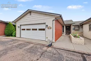 538 Lakewood Cir, Colorado Springs, CO 80910 - Photo 1