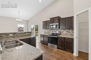 6451 Vickie Ln, Colorado Springs, CO 80923 - Photo 11