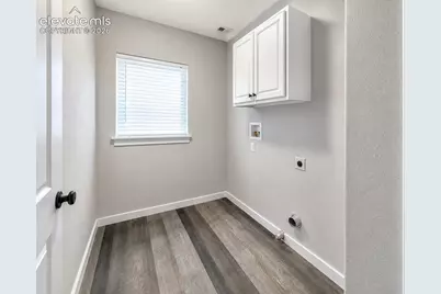 8985 Melbourne Drive, Colorado Springs, CO 80920 - Photo 21