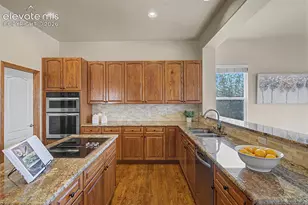16124 Tabor Creek Ct, Monument, CO 80132 - Photo 9