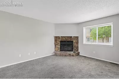 3027 Starlight Circle, Colorado Springs, CO 80916 - Photo 9
