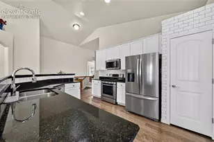 10568 Abrams Dr, Colorado Springs, CO 80925 - Photo 5