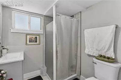 3905 Colony Hills Circle, Colorado Springs, CO 80916 - Photo 13