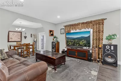 3905 Colony Hills Circle, Colorado Springs, CO 80916 - Photo 3