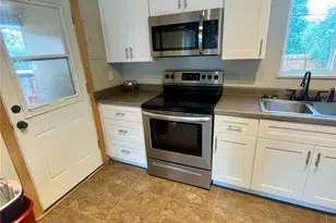 2102 Mt Vernon St, Colorado Springs, CO 80909 - Photo 11