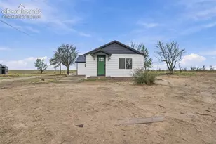 10672 Boone Rd, Yoder, CO 80864 - Photo 3