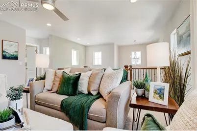 8531 Perkins Lane, Colorado Springs, CO 80925 - Photo 17