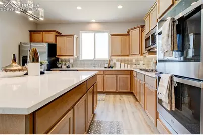 8531 Perkins Lane, Colorado Springs, CO 80925 - Photo 13