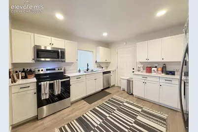 1130 Valley Manor Court, Colorado Springs, CO 80906 - Photo 9