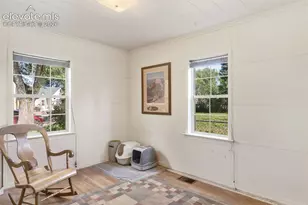 921 N Hancock Ave, Colorado Springs, CO 80903 - Photo 13