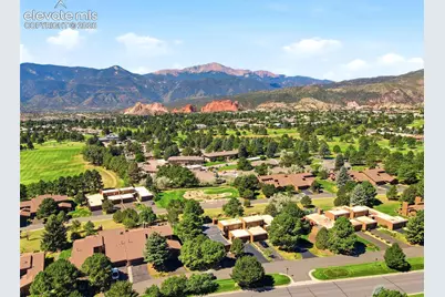 1060 Hill Circle, Colorado Springs, CO 80904 - Photo 3