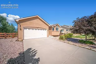 15704 Paiute Cir, Monument, CO 80132 - Photo 3