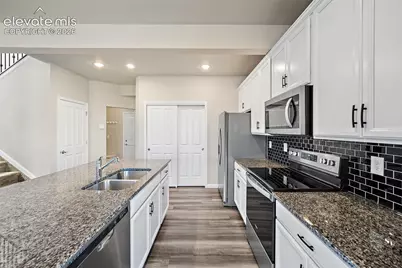 6182 Bobolink Trail, Colorado Springs, CO 80925 - Photo 11