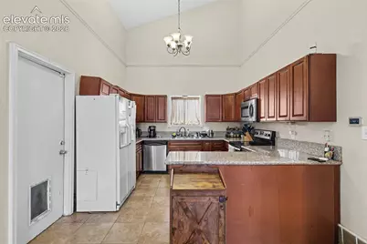 4520 Hollyridge Drive, Colorado Springs, CO 80916 - Photo 11