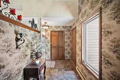 6030 Castlewood Lane, Colorado Springs, CO 80918 - Photo 5