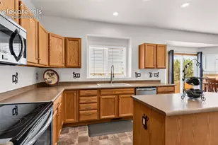 1683 Woodpark Dr, Colorado Springs, CO 80951 - Photo 19