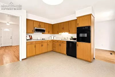 2406 N Circle Drive, Colorado Springs, CO 80909 - Photo 7