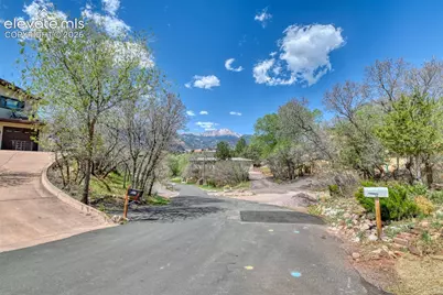 604 Columbia Court, Colorado Springs, CO 80904 - Photo 9