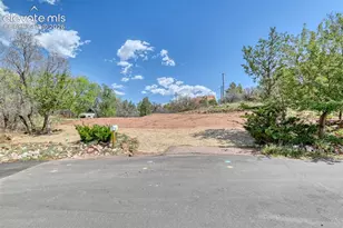 604 Columbia Ct, Colorado Springs, CO 80904 - Photo 1