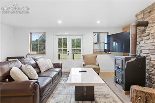 1636 Lakemoor Dr, Florissant, CO 80816 - Photo 3