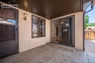 19 Pineridge Ct, Pueblo, CO 81001 - Photo 5