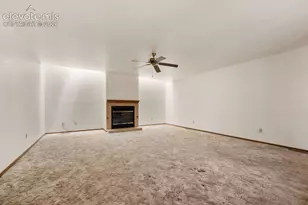 19 Pineridge Ct, Pueblo, CO 81001 - Photo 7