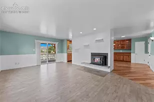 626 Pioneer Ln, Colorado Springs, CO 80904 - Photo 15