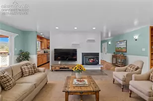 626 Pioneer Ln, Colorado Springs, CO 80904 - Photo 15