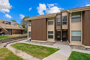 4337 N Carefree Cir, Colorado Springs, CO 80917 - Photo 3