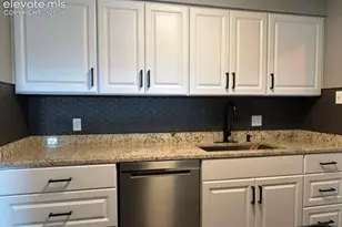 411 Lakewood Circle, Colorado Springs, CO 80910 - Photo 3