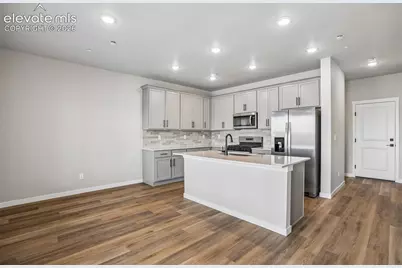 1133 Babette Heights, Colorado Springs, CO 80904 - Photo 7