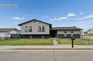36 Wheatridge Dr, Pueblo, CO 81005 - Photo 1
