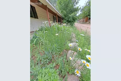 8946 Central Avenue, Beulah, CO 81023 - Photo 11