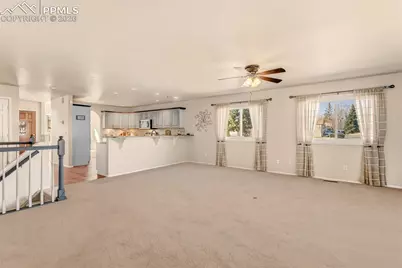 150 Luxury Lane, Colorado Springs, CO 80921 - Photo 11