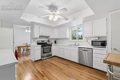 4915 Brown Valley Lane, Colorado Springs, CO 80918 - Photo 3