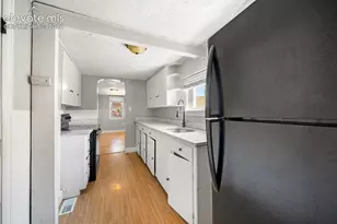 22 Iowa Ave, Colorado Springs, CO 80909 - Photo 39