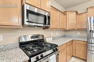 3654 Vineyard Cir, Colorado Springs, CO 80922 - Photo 11