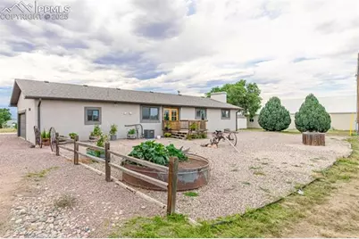 11170 Peaceful Valley Road, Colorado Springs, CO 80925 - Photo 5
